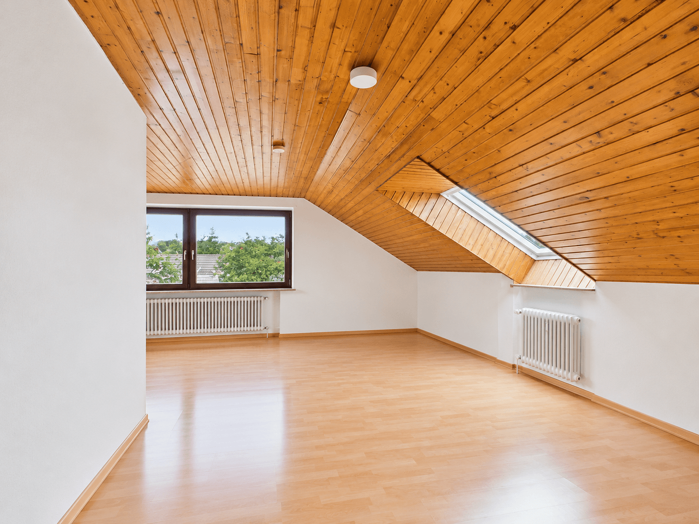 Prenájom bytu 2-izbový 50 m², Bielefeld, Severné Porýnie - Westfálsko Prenájom bytu 2-izbový 50 m², Bielefeld, Severné Porýnie - Westfálsko