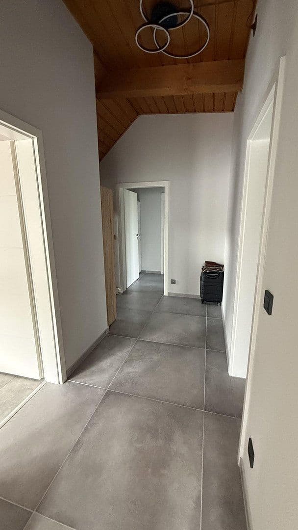Predaj domu 180 m², pozemok 950 m², Gerhart Hauptmann Ring 22, Neu Wulmstorf, Dolné Sasko Predaj domu 180 m², pozemok 950 m², Gerhart Hauptmann Ring 22, Neu Wulmstorf, Dolné Sasko