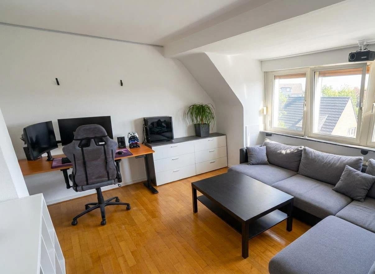 Prenájom bytu 3-izbový 86 m², Bismarckstraße 2, Meerbusch, Severné Porýnie - Westfálsko Prenájom bytu 3-izbový 86 m², Bismarckstraße 2, Meerbusch, Severné Porýnie - Westfálsko