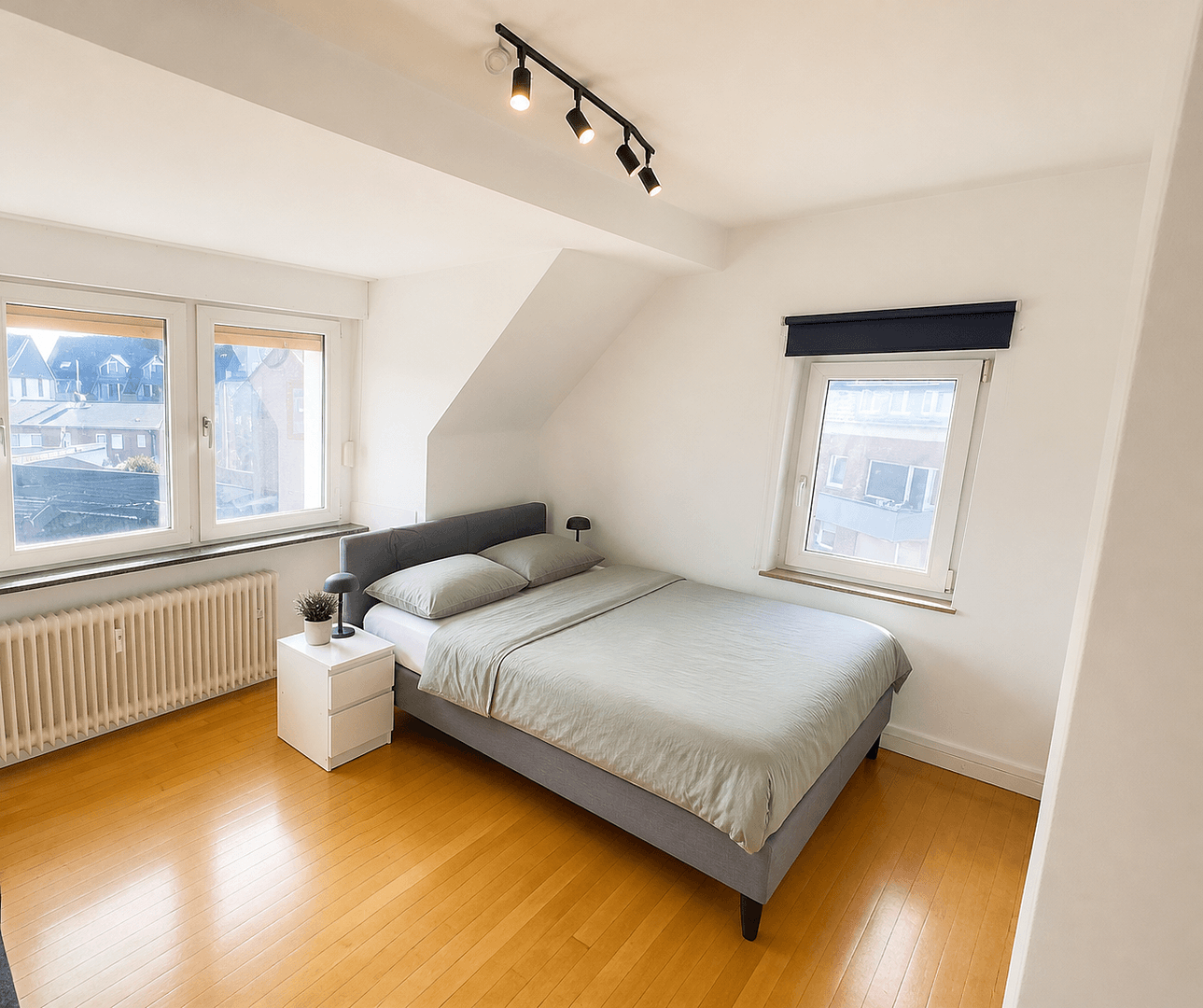Prenájom bytu 3-izbový 86 m², Bismarckstraße 2, Meerbusch, Severné Porýnie - Westfálsko Prenájom bytu 3-izbový 86 m², Bismarckstraße 2, Meerbusch, Severné Porýnie - Westfálsko