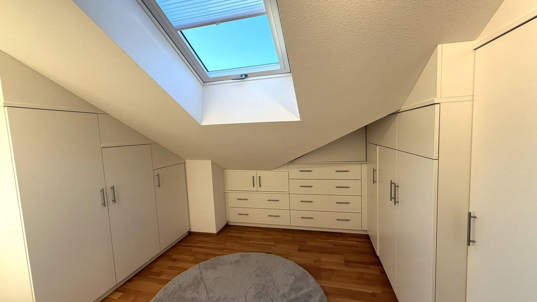 Predaj domu 210 m², pozemok 637 m², Kempten (Allgäu), Bavorsko Predaj domu 210 m², pozemok 637 m², Kempten (Allgäu), Bavorsko