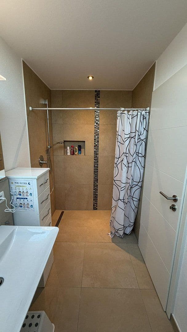 Predaj domu 210 m², pozemok 637 m², Kempten (Allgäu), Bavorsko Predaj domu 210 m², pozemok 637 m², Kempten (Allgäu), Bavorsko