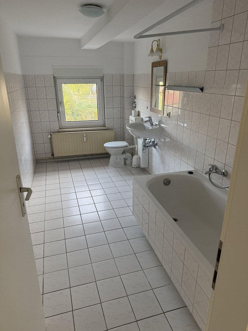 Prenájom bytu 3-izbový 75 m², Hötensleben, Sasko-Anhaltsko Prenájom bytu 3-izbový 75 m², Hötensleben, Sasko-Anhaltsko