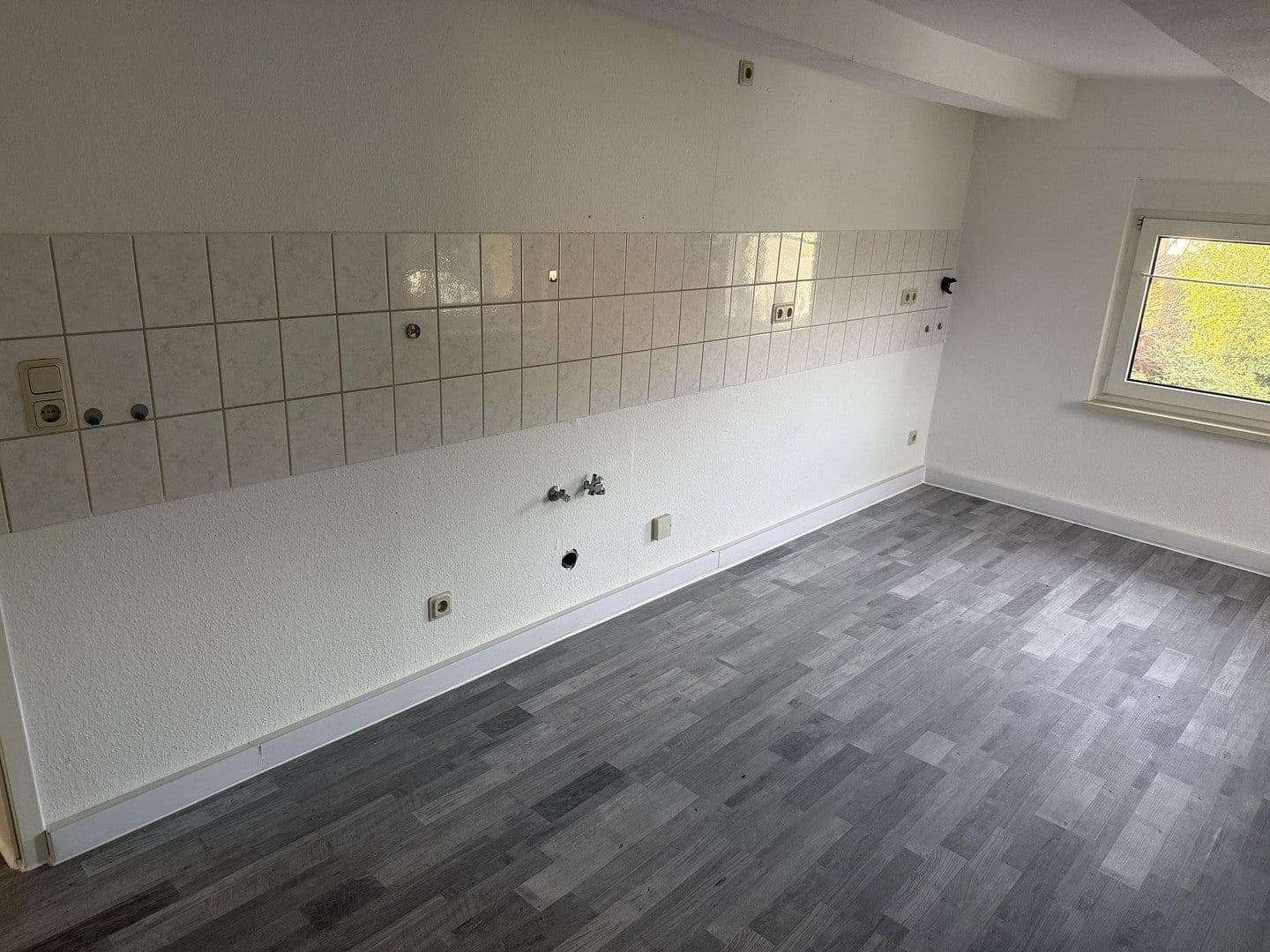 Prenájom bytu 3-izbový 75 m², Hötensleben, Sasko-Anhaltsko Prenájom bytu 3-izbový 75 m², Hötensleben, Sasko-Anhaltsko