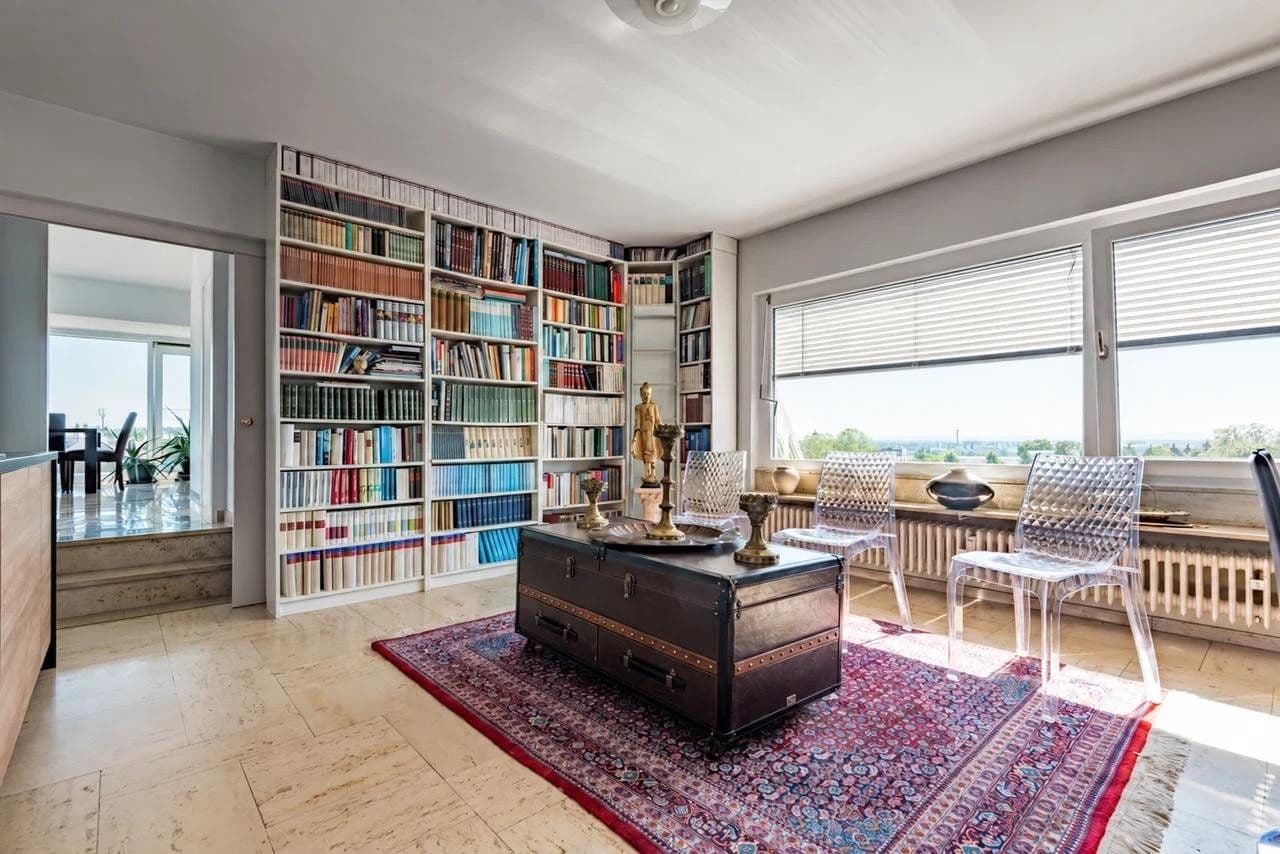 Predaj bytu 5-izbový 295 m², Frankfurt, Hesensko Predaj bytu 5-izbový 295 m², Frankfurt, Hesensko