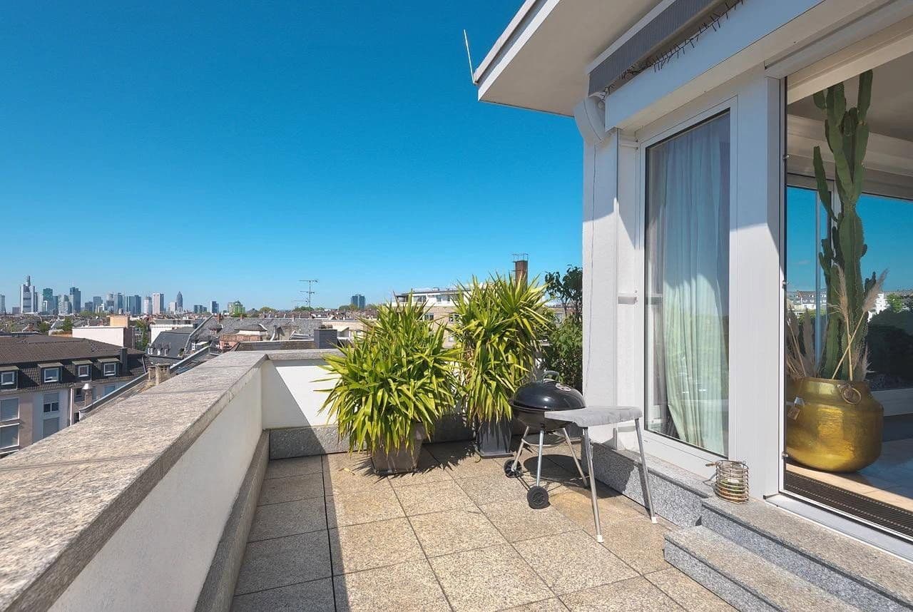 Predaj bytu 5-izbový 295 m², Frankfurt, Hesensko Predaj bytu 5-izbový 295 m², Frankfurt, Hesensko