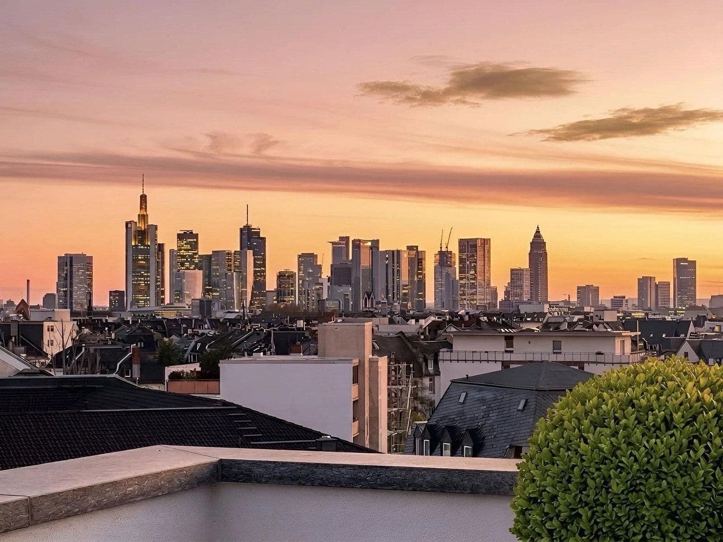 Predaj bytu 5-izbový 295 m², Frankfurt, Hesensko Predaj bytu 5-izbový 295 m², Frankfurt, Hesensko