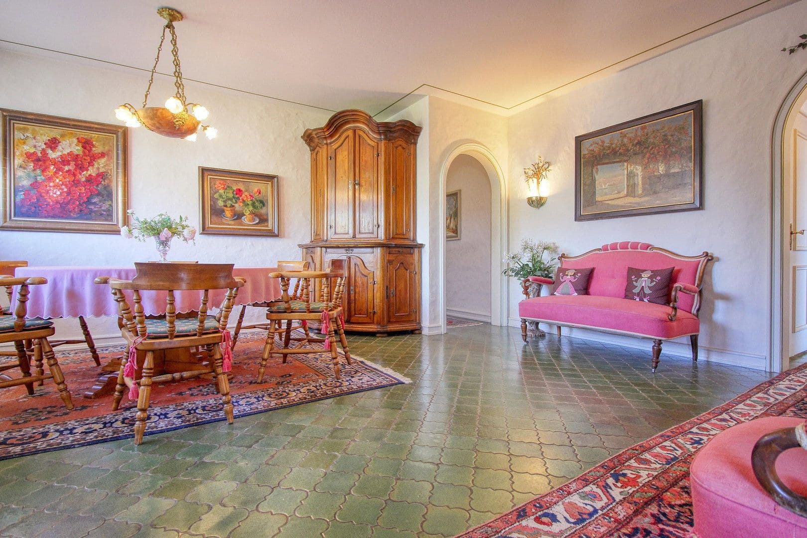Predaj bytu 5-izbový 240 m², Offenburg, Bádensko-Wurttembersko Predaj bytu 5-izbový 240 m², Offenburg, Bádensko-Wurttembersko