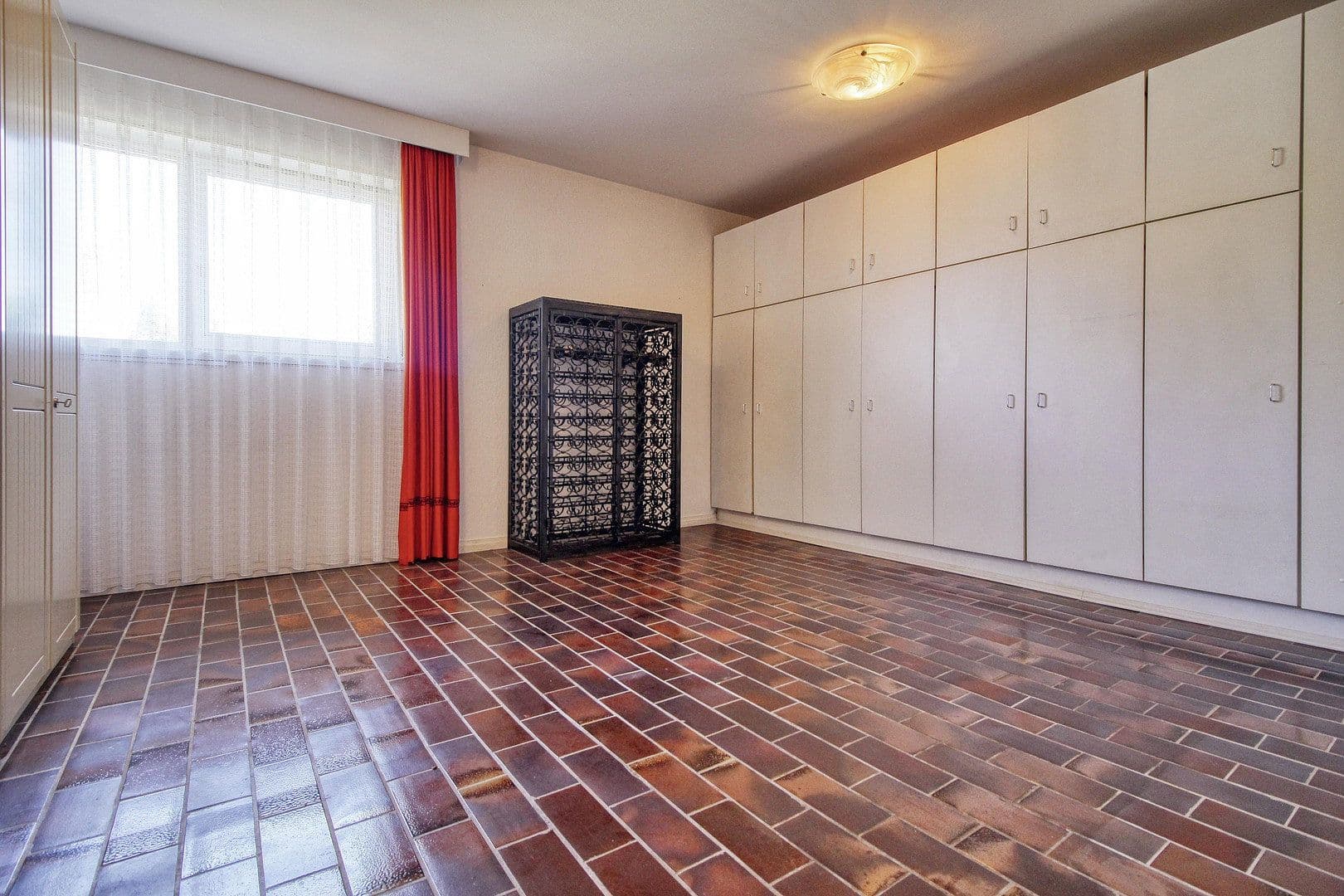 Predaj bytu 5-izbový 240 m², Offenburg, Bádensko-Wurttembersko Predaj bytu 5-izbový 240 m², Offenburg, Bádensko-Wurttembersko