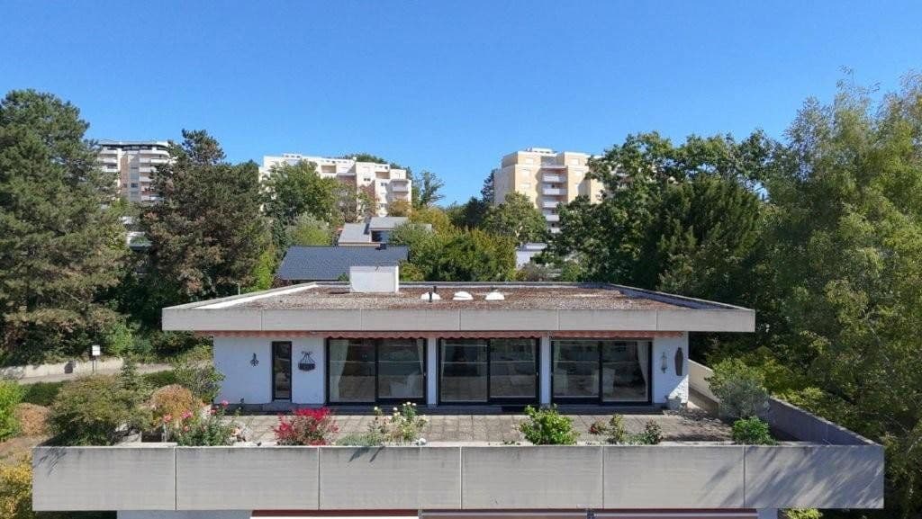 Predaj bytu 5-izbový 240 m², Offenburg, Bádensko-Wurttembersko Predaj bytu 5-izbový 240 m², Offenburg, Bádensko-Wurttembersko