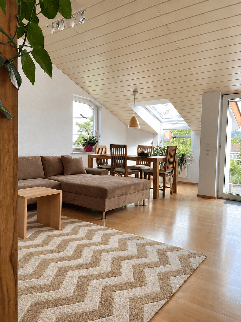 Predaj bytu 3-izbový 84 m², Leonberg, Bádensko-Wurttembersko Predaj bytu 3-izbový 84 m², Leonberg, Bádensko-Wurttembersko