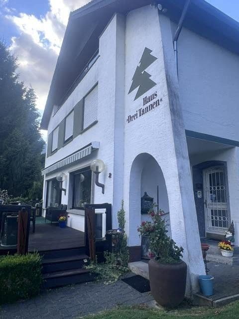 Predaj nebytového priestoru 2.326 m², Schieder-Schwalenberg, Severné Porýnie - Westfálsko Predaj nebytového priestoru 2.326 m², Schieder-Schwalenberg, Severné Porýnie - Westfálsko