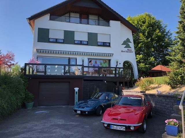 Predaj nebytového priestoru 2.326 m², Schieder-Schwalenberg, Severné Porýnie - Westfálsko Predaj nebytového priestoru 2.326 m², Schieder-Schwalenberg, Severné Porýnie - Westfálsko