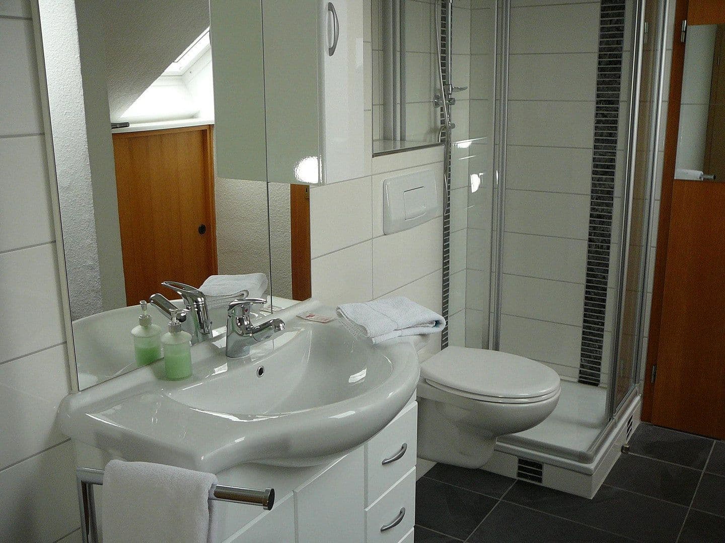 Predaj nebytového priestoru 2.326 m², Schieder-Schwalenberg, Severné Porýnie - Westfálsko Predaj nebytového priestoru 2.326 m², Schieder-Schwalenberg, Severné Porýnie - Westfálsko