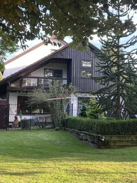 Predaj nebytového priestoru 2.326 m², Schieder-Schwalenberg, Severné Porýnie - Westfálsko Predaj nebytového priestoru 2.326 m², Schieder-Schwalenberg, Severné Porýnie - Westfálsko