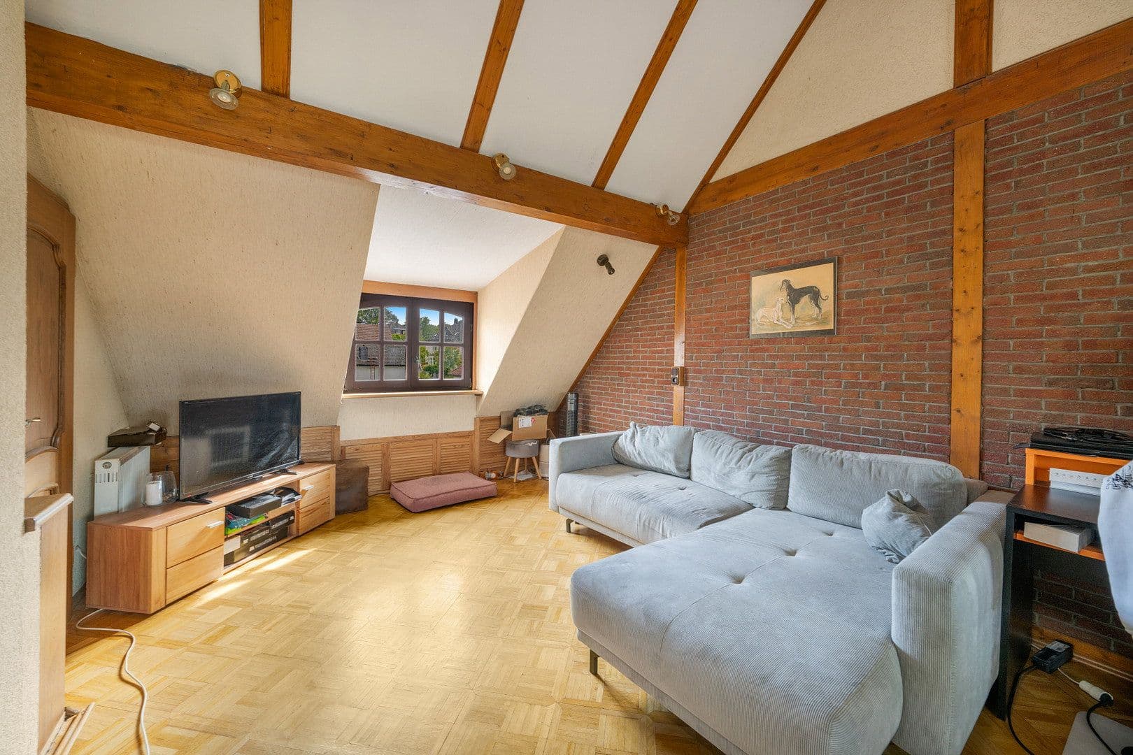 Predaj domu 283 m², pozemok 423 m², Ludwigstr. 20, Mühltal, Hesensko Predaj domu 283 m², pozemok 423 m², Ludwigstr. 20, Mühltal, Hesensko