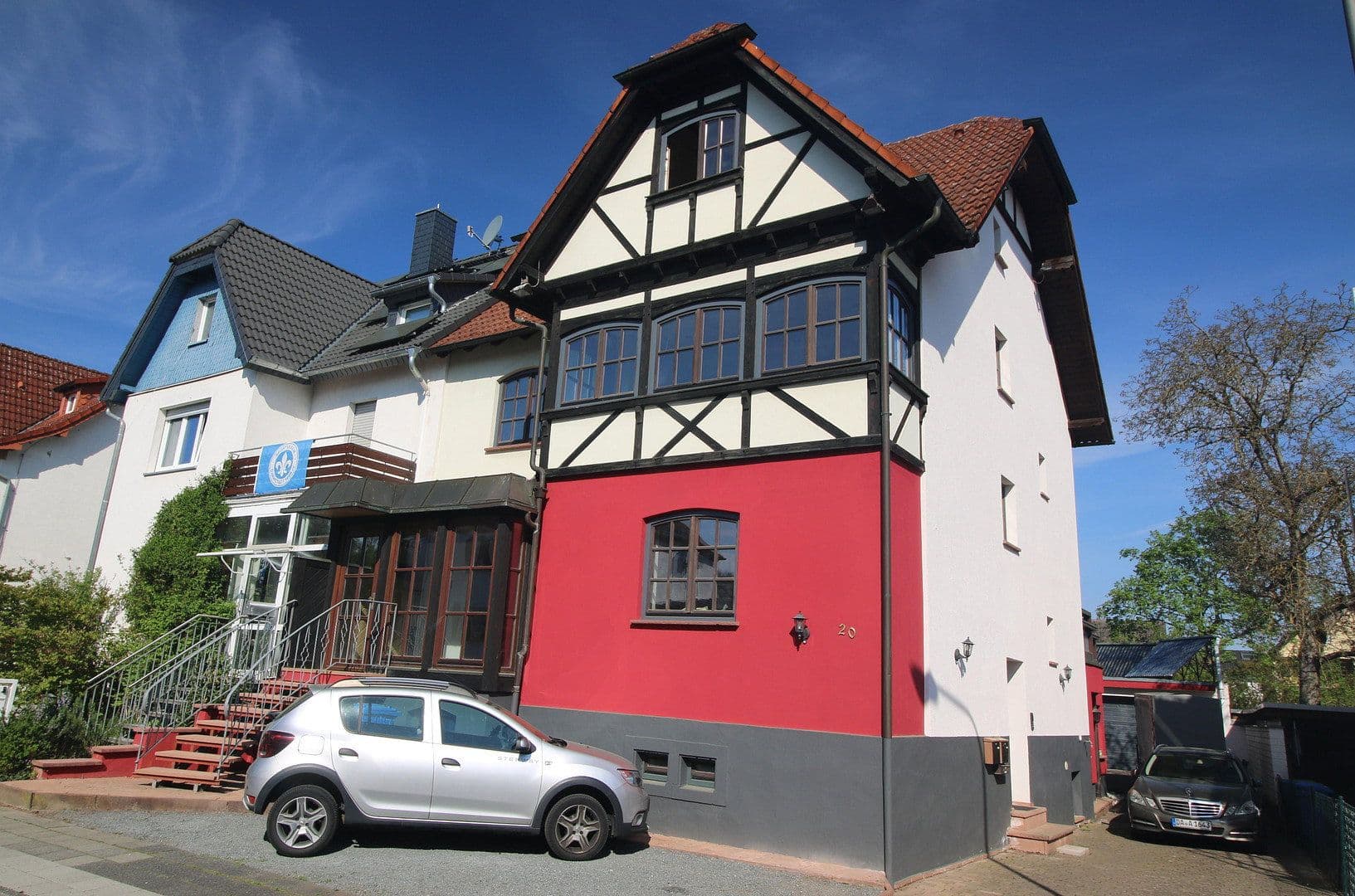 Predaj domu 283 m², pozemok 423 m², Ludwigstr. 20, Mühltal, Hesensko Predaj domu 283 m², pozemok 423 m², Ludwigstr. 20, Mühltal, Hesensko
