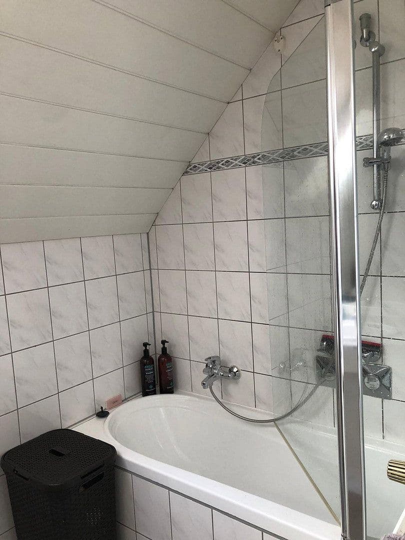 Prenájom bytu 2-izbový 66 m², Waldhausenerstr. 117, Mönchengladbach, Severné Porýnie - Westfálsko Prenájom bytu 2-izbový 66 m², Waldhausenerstr. 117, Mönchengladbach, Severné Porýnie - Westfálsko