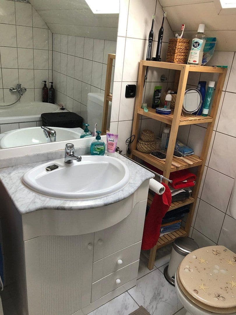 Prenájom bytu 2-izbový 66 m², Waldhausenerstr. 117, Mönchengladbach, Severné Porýnie - Westfálsko Prenájom bytu 2-izbový 66 m², Waldhausenerstr. 117, Mönchengladbach, Severné Porýnie - Westfálsko