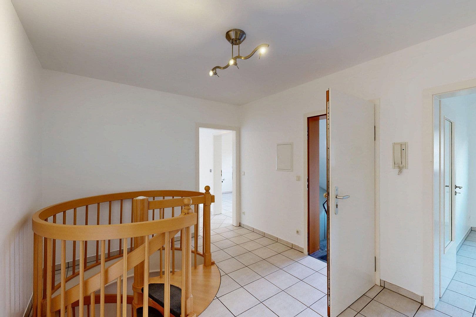 Predaj domu 266 m², pozemok 659 m², Duisburg, Severné Porýnie - Westfálsko Predaj domu 266 m², pozemok 659 m², Duisburg, Severné Porýnie - Westfálsko