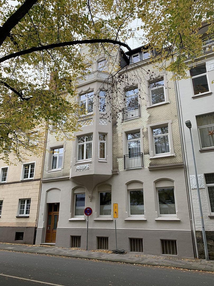 Prenájom bytu 4-izbový 103 m², Sedanstr.5, Hameln, Dolné Sasko Prenájom bytu 4-izbový 103 m², Sedanstr.5, Hameln, Dolné Sasko