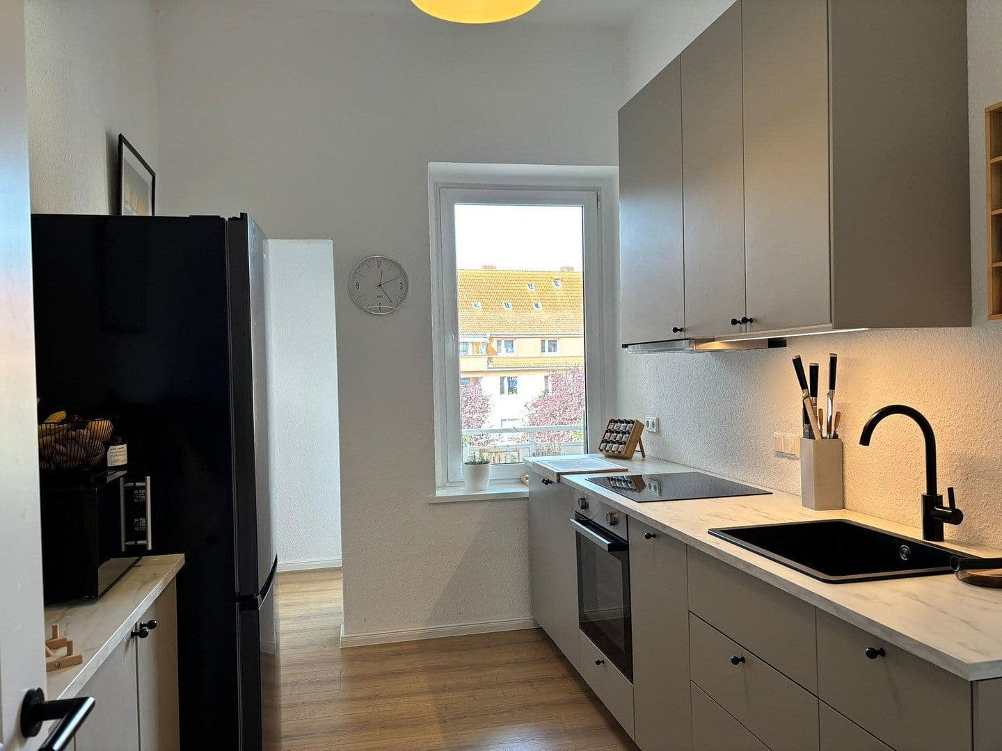 Prenájom bytu 4-izbový 103 m², Sedanstr.5, Hameln, Dolné Sasko Prenájom bytu 4-izbový 103 m², Sedanstr.5, Hameln, Dolné Sasko