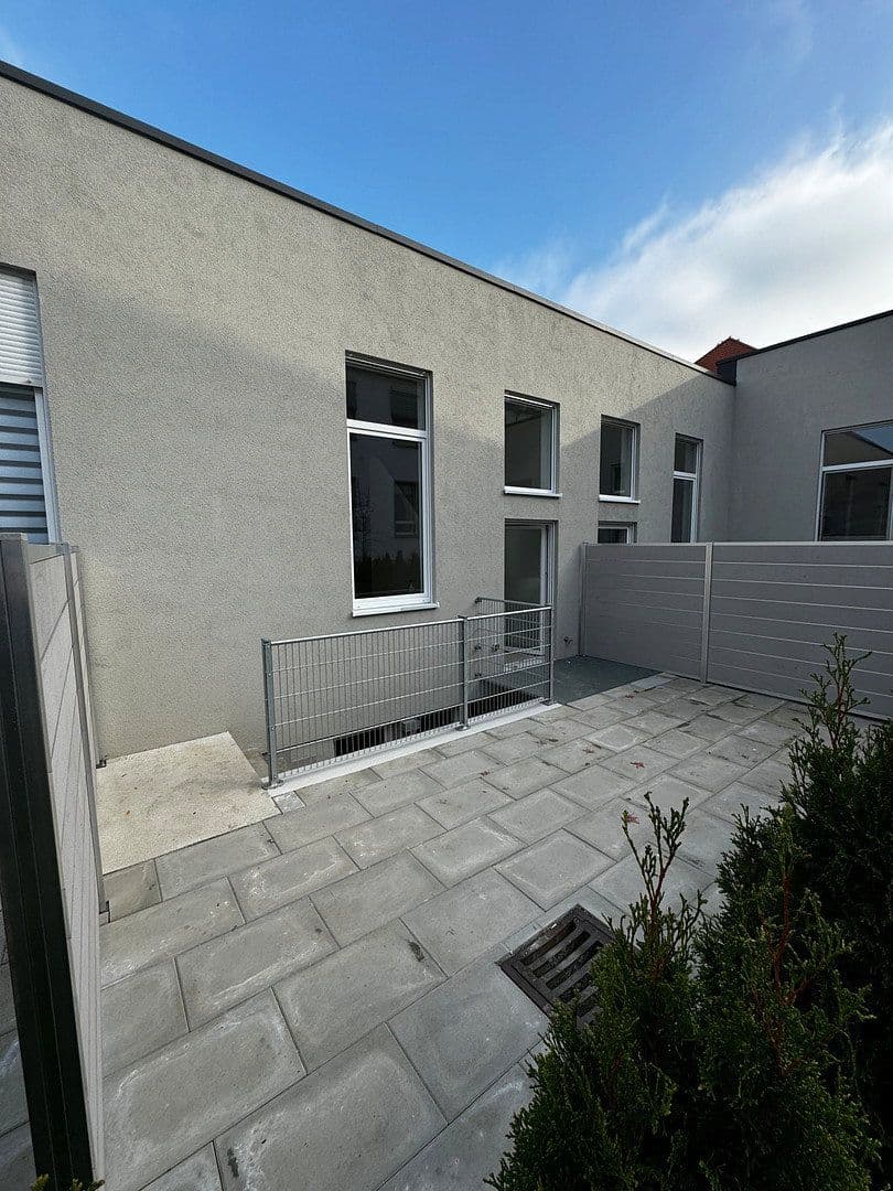 Prenájom bytu 3-izbový 173 m², Würzburg, Bavorsko Prenájom bytu 3-izbový 173 m², Würzburg, Bavorsko