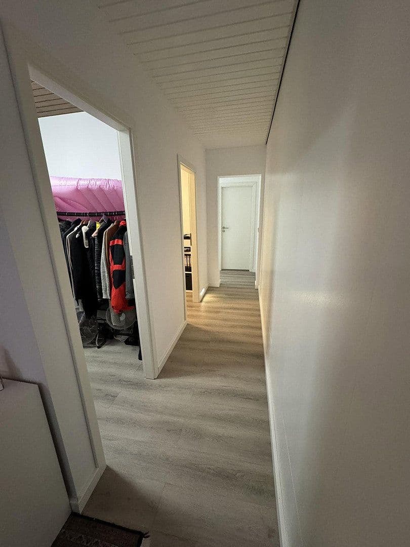 Prenájom bytu 3-izbový 173 m², Würzburg, Bavorsko Prenájom bytu 3-izbový 173 m², Würzburg, Bavorsko