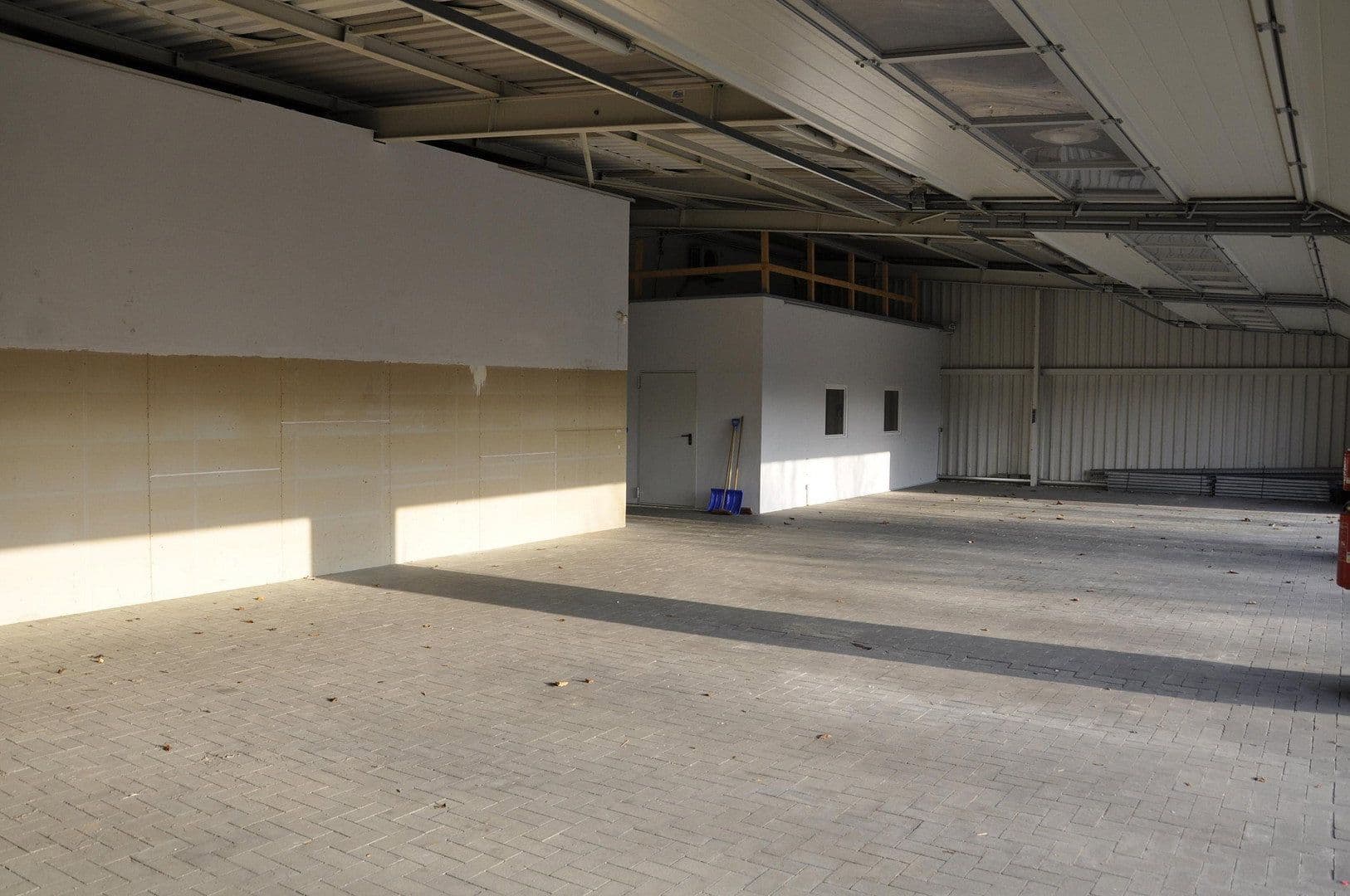 Prenájom nebytového priestoru 462 m², Schiffbauerdamm 16, Wismar, Meklenbursko-Predpomoransko Prenájom nebytového priestoru 462 m², Schiffbauerdamm 16, Wismar, Meklenbursko-Predpomoransko