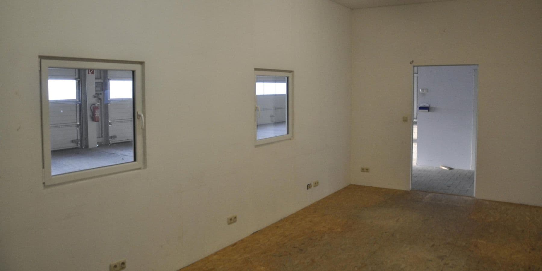 Prenájom nebytového priestoru 462 m², Schiffbauerdamm 16, Wismar, Meklenbursko-Predpomoransko Prenájom nebytového priestoru 462 m², Schiffbauerdamm 16, Wismar, Meklenbursko-Predpomoransko