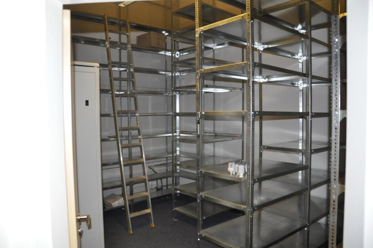 Prenájom nebytového priestoru 462 m², Schiffbauerdamm 16, Wismar, Meklenbursko-Predpomoransko Prenájom nebytového priestoru 462 m², Schiffbauerdamm 16, Wismar, Meklenbursko-Predpomoransko