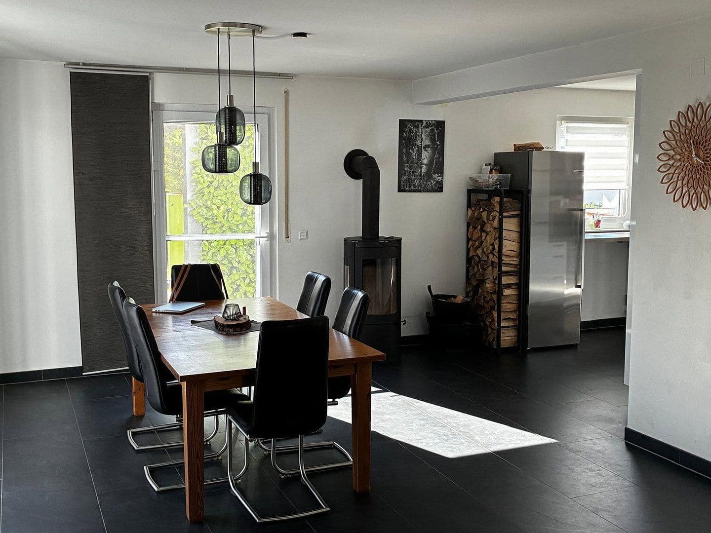 Predaj domu 160 m², pozemok 455 m², Neuenbürg, Bádensko-Wurttembersko Predaj domu 160 m², pozemok 455 m², Neuenbürg, Bádensko-Wurttembersko