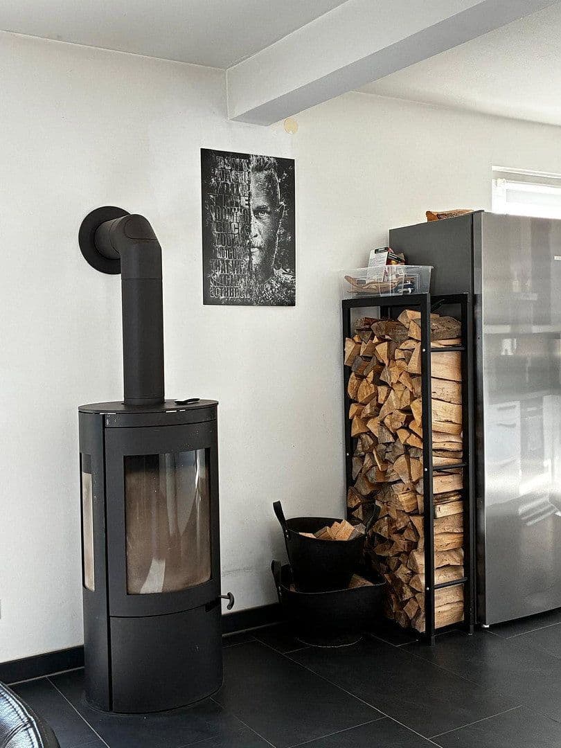 Predaj domu 160 m², pozemok 455 m², Neuenbürg, Bádensko-Wurttembersko Predaj domu 160 m², pozemok 455 m², Neuenbürg, Bádensko-Wurttembersko