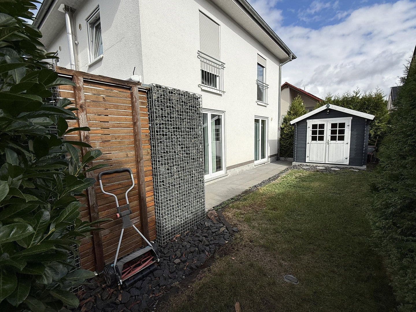 Predaj domu 160 m², pozemok 455 m², Neuenbürg, Bádensko-Wurttembersko Predaj domu 160 m², pozemok 455 m², Neuenbürg, Bádensko-Wurttembersko