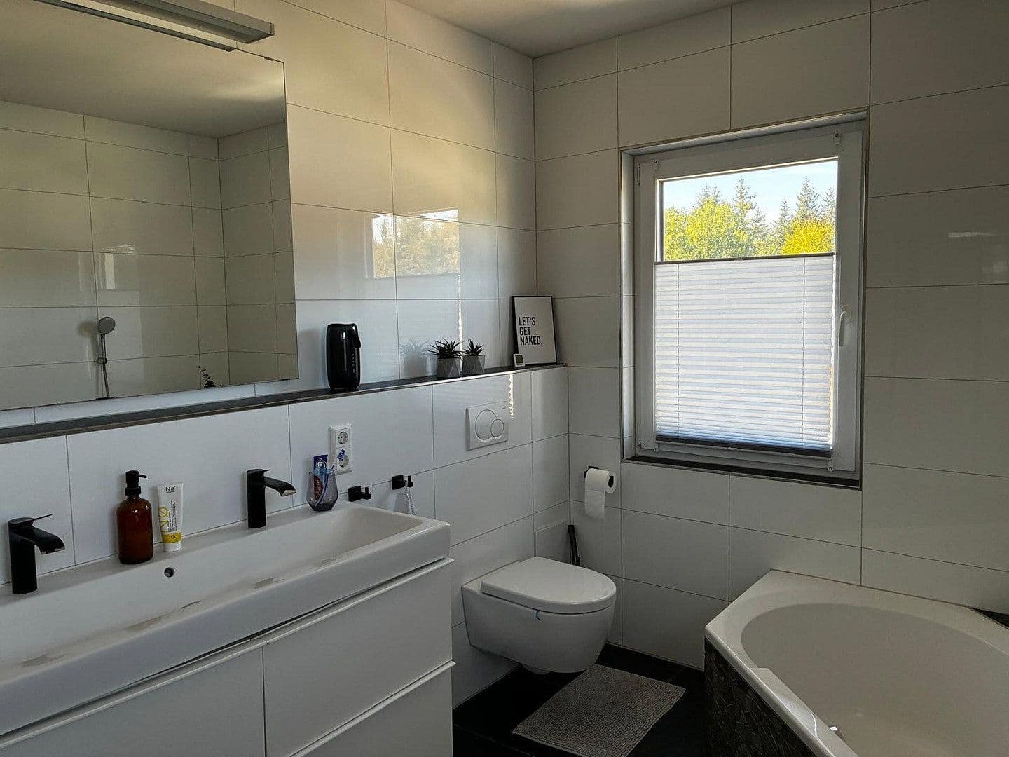 Predaj domu 160 m², pozemok 455 m², Neuenbürg, Bádensko-Wurttembersko Predaj domu 160 m², pozemok 455 m², Neuenbürg, Bádensko-Wurttembersko