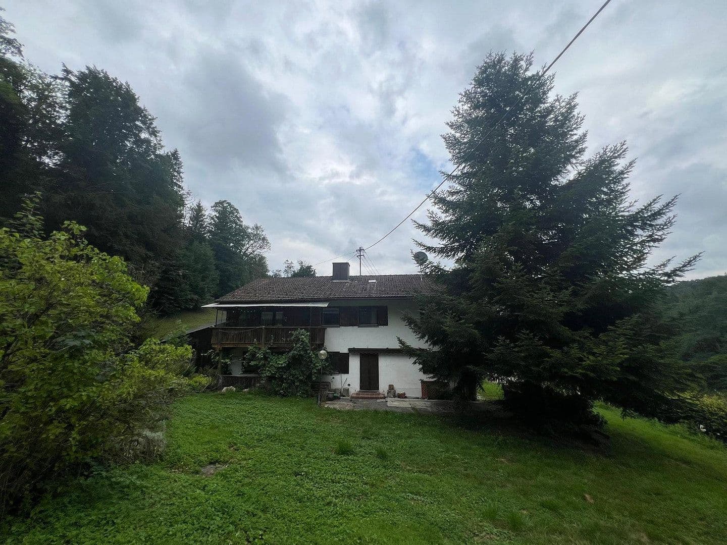 Predaj domu 141 m², pozemok 6.262 m², Aumühler Weg 3, Valley, Bavorsko Predaj domu 141 m², pozemok 6.262 m², Aumühler Weg 3, Valley, Bavorsko