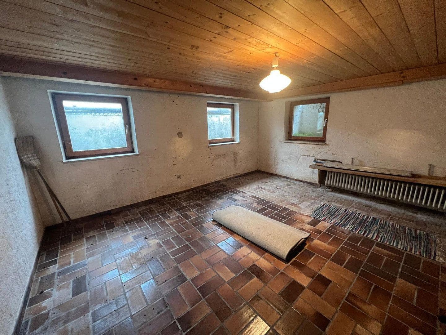 Predaj domu 141 m², pozemok 6.262 m², Aumühler Weg 3, Valley, Bavorsko Predaj domu 141 m², pozemok 6.262 m², Aumühler Weg 3, Valley, Bavorsko