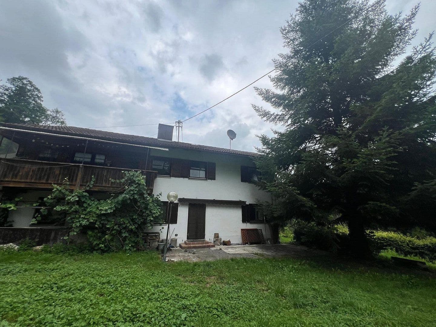 Predaj domu 141 m², pozemok 6.262 m², Aumühler Weg 3, Valley, Bavorsko Predaj domu 141 m², pozemok 6.262 m², Aumühler Weg 3, Valley, Bavorsko