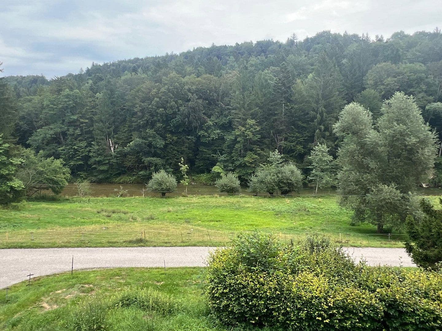 Predaj domu 141 m², pozemok 6.262 m², Aumühler Weg 3, Valley, Bavorsko Predaj domu 141 m², pozemok 6.262 m², Aumühler Weg 3, Valley, Bavorsko