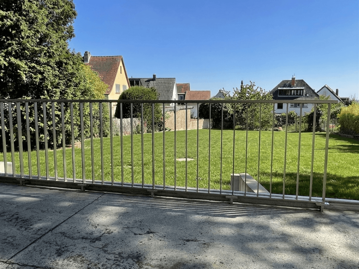 Prenájom bytu 4-izbový 144 m², Carl-Schultis-Straße 3, Frankfurt am Main, Hesensko Prenájom bytu 4-izbový 144 m², Carl-Schultis-Straße 3, Frankfurt am Main, Hesensko