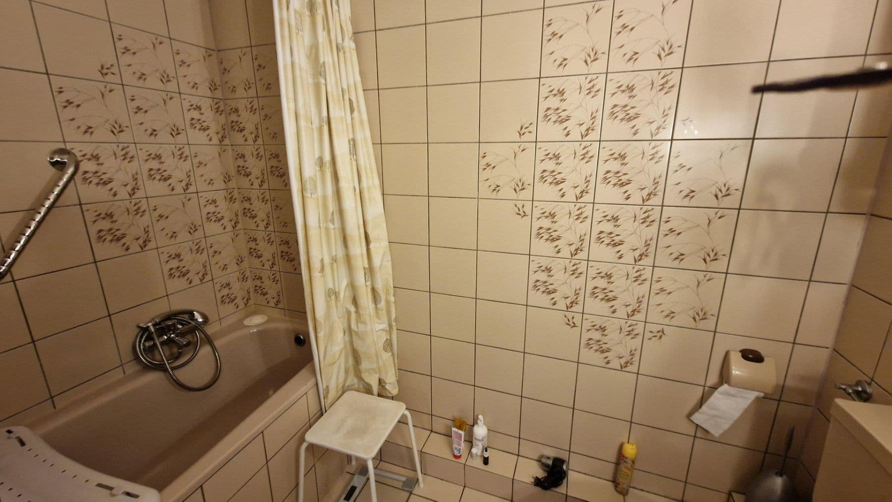 Prenájom domu 120 m², pozemok 200 m², Düsseldorf, Severné Porýnie - Westfálsko Prenájom domu 120 m², pozemok 200 m², Düsseldorf, Severné Porýnie - Westfálsko