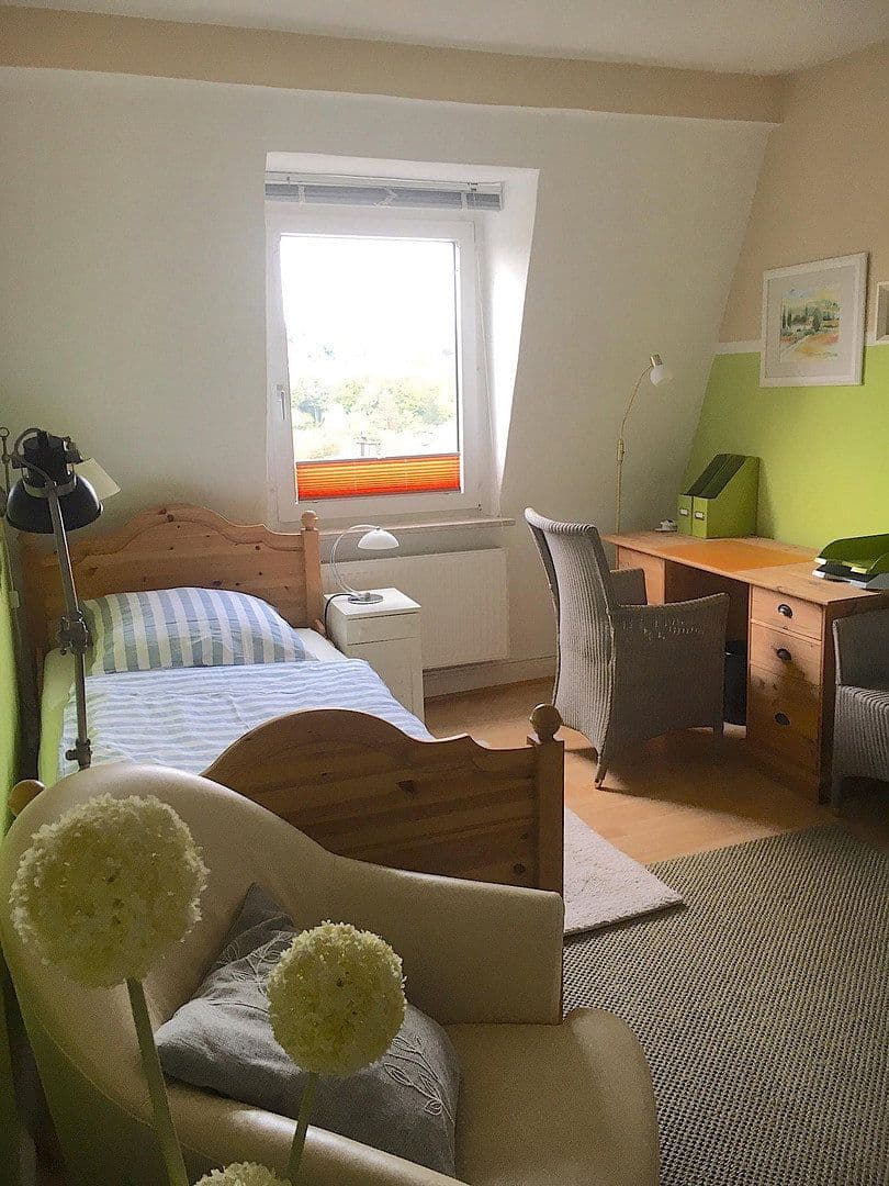 Prenájom bytu 1-izbový 35 m², Wuppertal, Severné Porýnie - Westfálsko Prenájom bytu 1-izbový 35 m², Wuppertal, Severné Porýnie - Westfálsko