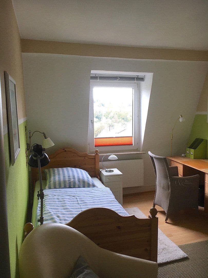 Prenájom bytu 1-izbový 35 m², Wuppertal, Severné Porýnie - Westfálsko Prenájom bytu 1-izbový 35 m², Wuppertal, Severné Porýnie - Westfálsko