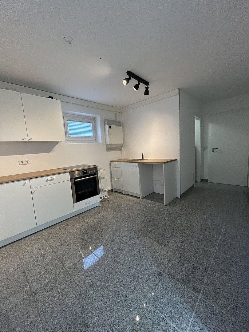 Prenájom bytu 2-izbový 60 m², Goldbach, Bavorsko Prenájom bytu 2-izbový 60 m², Goldbach, Bavorsko