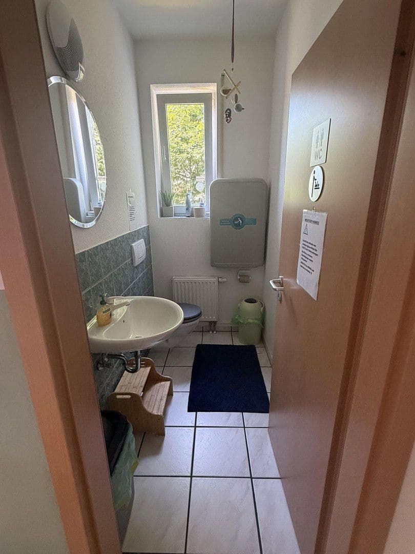 Prenájom kancelárie 142 m², Bismarckstraße 2c, Meerbusch, Severné Porýnie - Westfálsko Prenájom kancelárie 142 m², Bismarckstraße 2c, Meerbusch, Severné Porýnie - Westfálsko