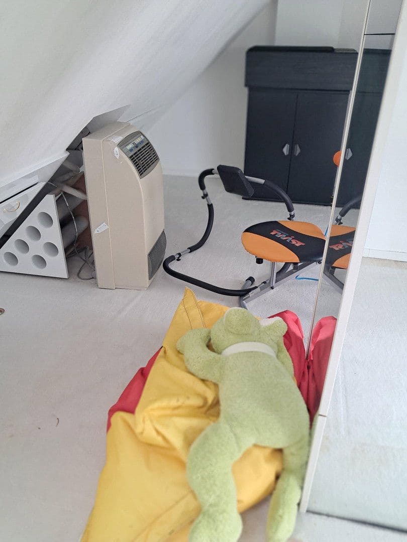 Prenájom domu 140 m², pozemok 60 m², Euskirchen, Severné Porýnie - Westfálsko Prenájom domu 140 m², pozemok 60 m², Euskirchen, Severné Porýnie - Westfálsko