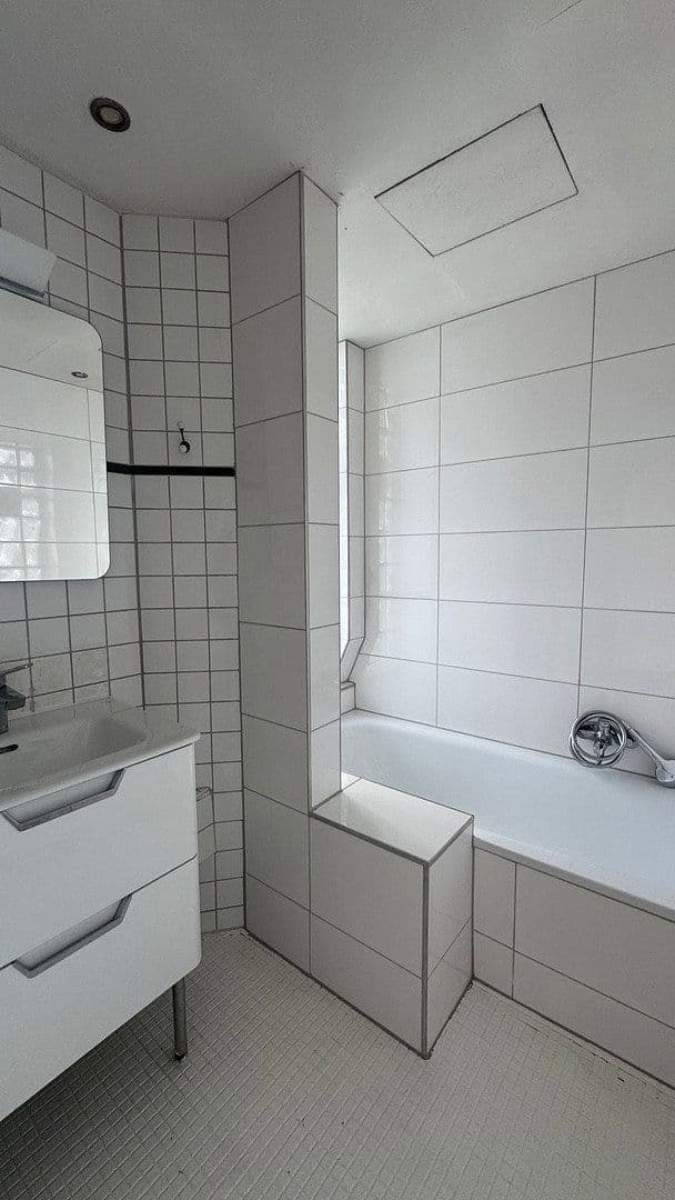 Prenájom bytu 4-izbový 93 m², Steigerstraße, 15, Dortmund, Severné Porýnie - Westfálsko Prenájom bytu 4-izbový 93 m², Steigerstraße, 15, Dortmund, Severné Porýnie - Westfálsko