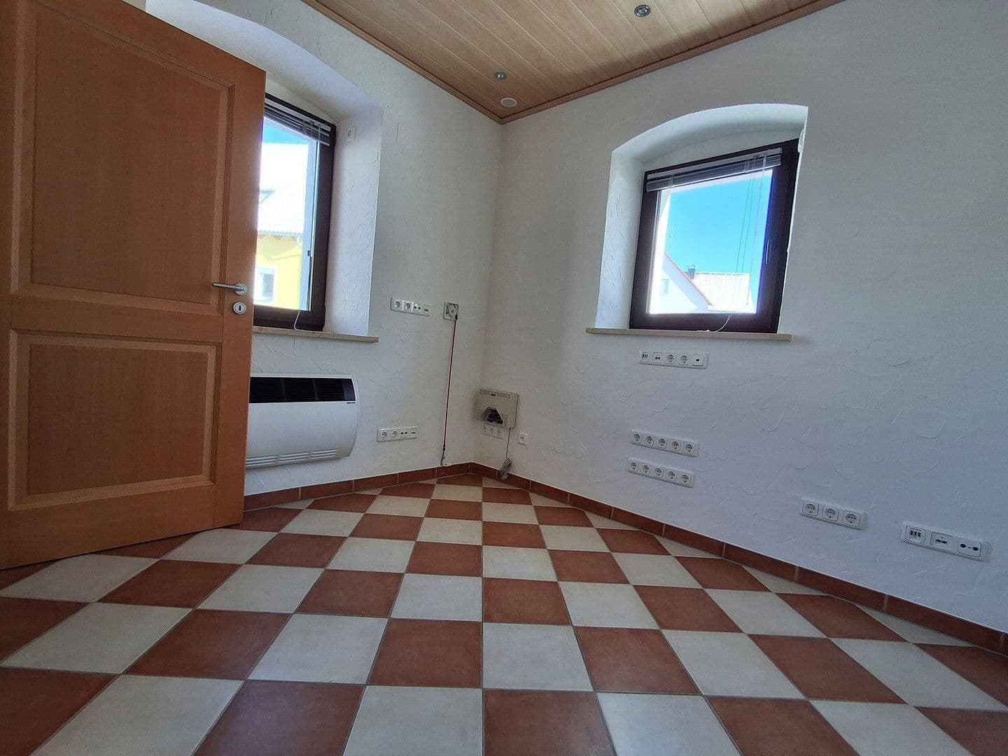 Predaj domu 159 m², pozemok 300 m², Dorfstr. 52, Haundorf, Bavorsko Predaj domu 159 m², pozemok 300 m², Dorfstr. 52, Haundorf, Bavorsko