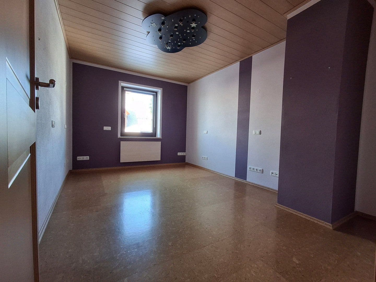 Predaj domu 159 m², pozemok 300 m², Dorfstr. 52, Haundorf, Bavorsko Predaj domu 159 m², pozemok 300 m², Dorfstr. 52, Haundorf, Bavorsko