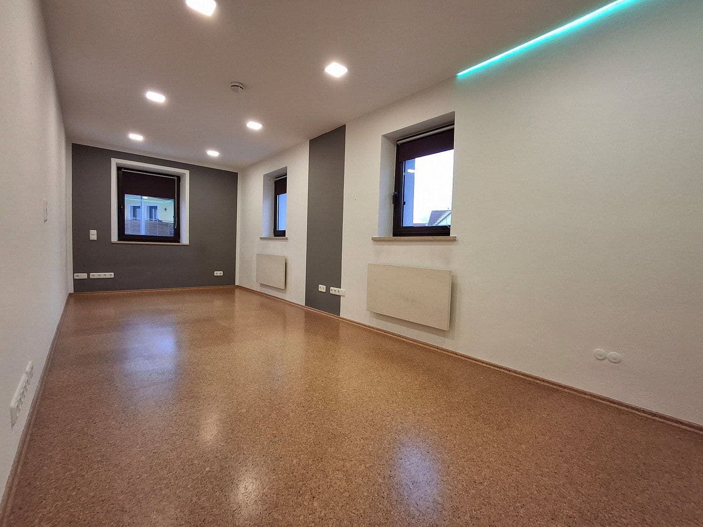 Predaj domu 159 m², pozemok 300 m², Dorfstr. 52, Haundorf, Bavorsko Predaj domu 159 m², pozemok 300 m², Dorfstr. 52, Haundorf, Bavorsko
